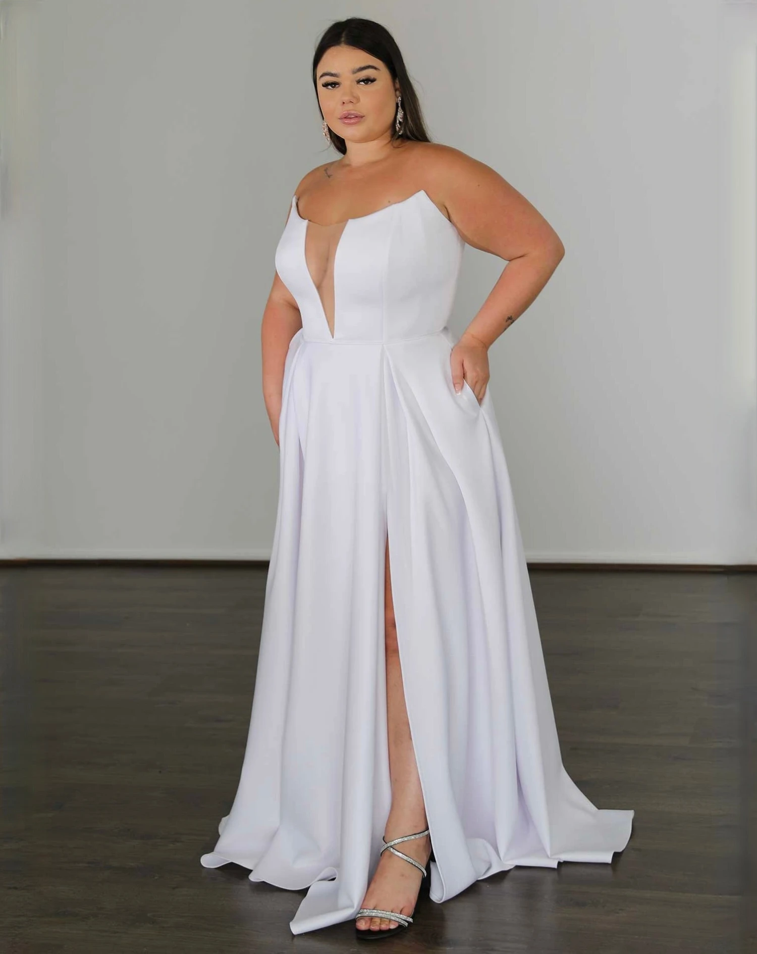 Belle Scuba Gown - White 9 Belle Scuba Gown - White - Image 7