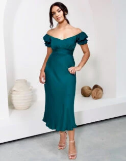 Masie Midi Dress - Forest Green -Curvy Charm Store 1N3A3691