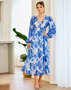 Poppy Chiffon Maxi Dress - Blue Print 10 Poppy Chiffon Maxi Dress - Blue Print -Curvy Charm Store 1N3A3922 29d72324 2b12 41e2 a3a8 9f6fde438151