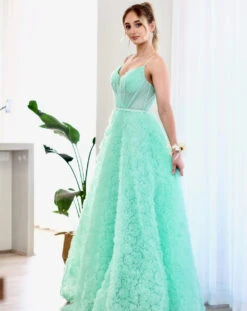 Elodie Floral Gown - Mint -Curvy Charm Store 1N3A4392