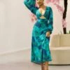 Kora Chiffon Midi Dress - Green/Blue Print 2 Kora Chiffon Midi Dress - Green/Blue Print -Curvy Charm Store 1N3A6256.4