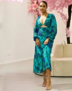 Kora Chiffon Midi Dress - Green/Blue Print -Curvy Charm Store 1N3A6256.5