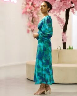 Kora Chiffon Midi Dress - Green/Blue Print -Curvy Charm Store 1N3A6256.7