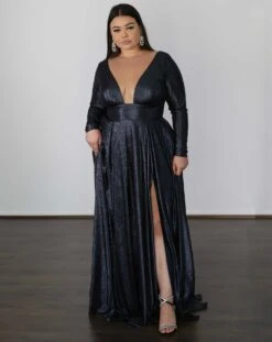 Kylie Stretch Shimmer Gown - Midnight Navy -Curvy Charm Store 41CF5572 B808 434E 8A88 A9AE522E2522 1 201 a