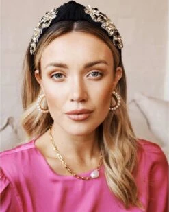 Alva Embellished Knotted Headband - Black -Curvy Charm Store 6E982035 7BC9 4E8F 9B9C 03474AB29D1C 1 201 a