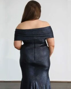Forever Stretch Shimmer Gown - Midnight Navy -Curvy Charm Store 96B2DD0A 050E 435F B70C C7AF1327E126 1 201 a