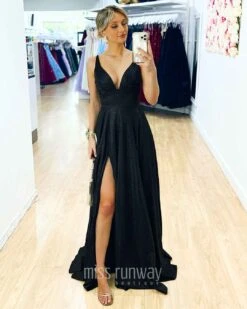 Ava Glitter Gown - Black 11 Ava Glitter Gown - Black -Curvy Charm Store Ava Glitter Gown Front Black