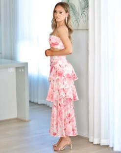 Bella Layered Chiffon Maxi Top - Blush Floral 13 Bella Layered Chiffon Maxi Top - Blush Floral -Curvy Charm Store Bellatop.sk .pink3 cdc9b3a1 0aa6 4fa0 bf83 033889858319