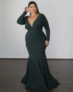 Ashley Metallic Jersey Gown - Forest -Curvy Charm Store C507C028 FC1D 4D6B 8475 C12DFF9A33CE 1 201 a