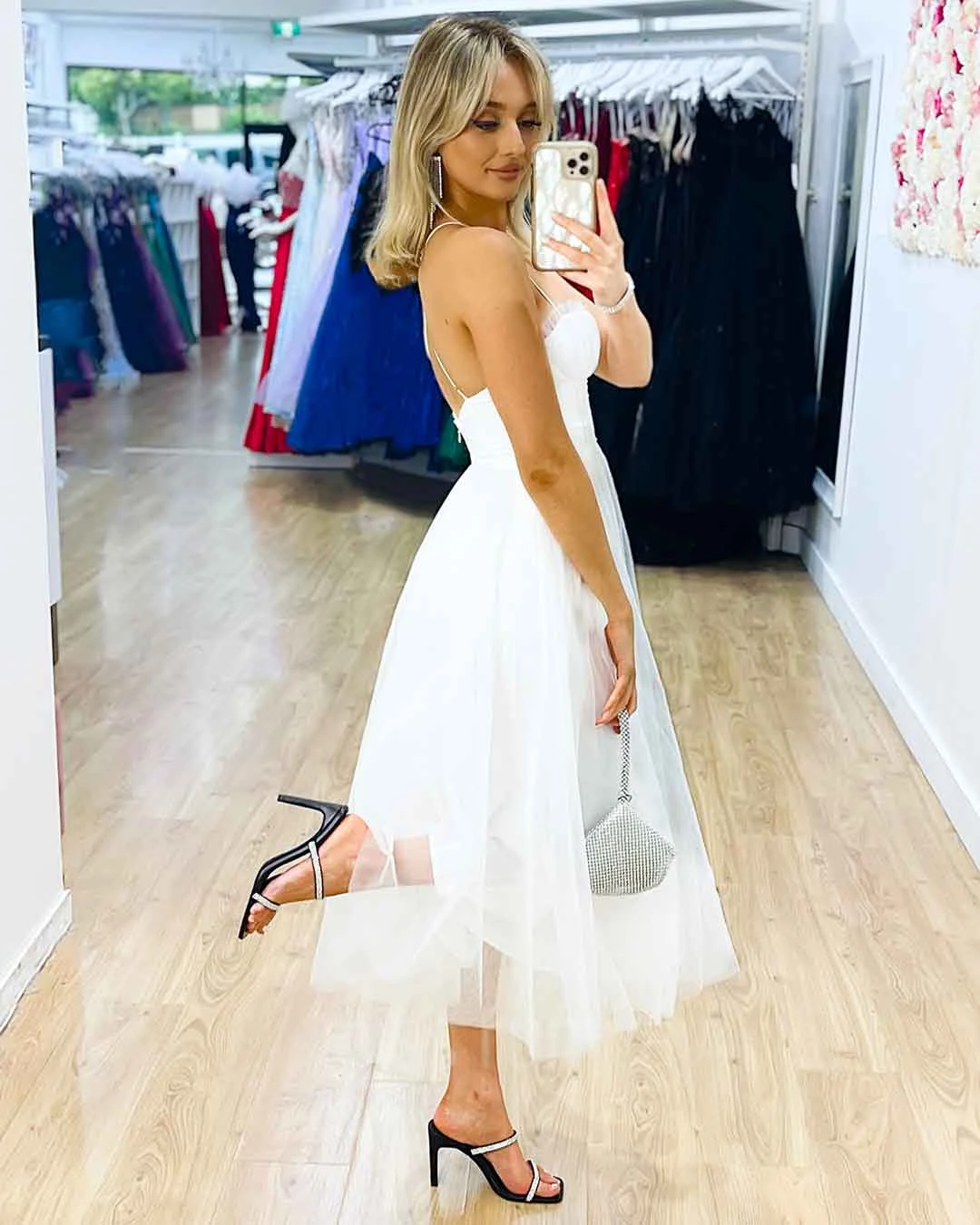 Carrie Midi Dress - White 5 Carrie Midi Dress - White - Image 3