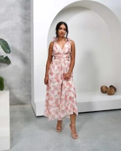 Cleo Chiffon Maxi Dress - Peach Floral -Curvy Charm Store Chloe Chiffon Maxi Dress Front 2 Peach Floral