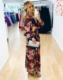 Chloe Chiffon Maxi Dress - Black Floral -Curvy Charm Store Chloe Chiffon Maxi Dress Side 1 Black Floral