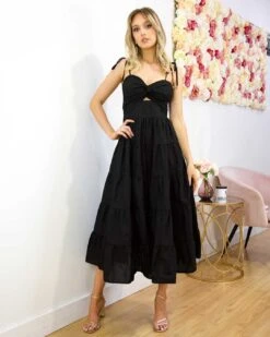 Dominique Maxi Dress - Black 16 Dominique Maxi Dress - Black -Curvy Charm Store Dominique Maxi Dress Front 5 Black