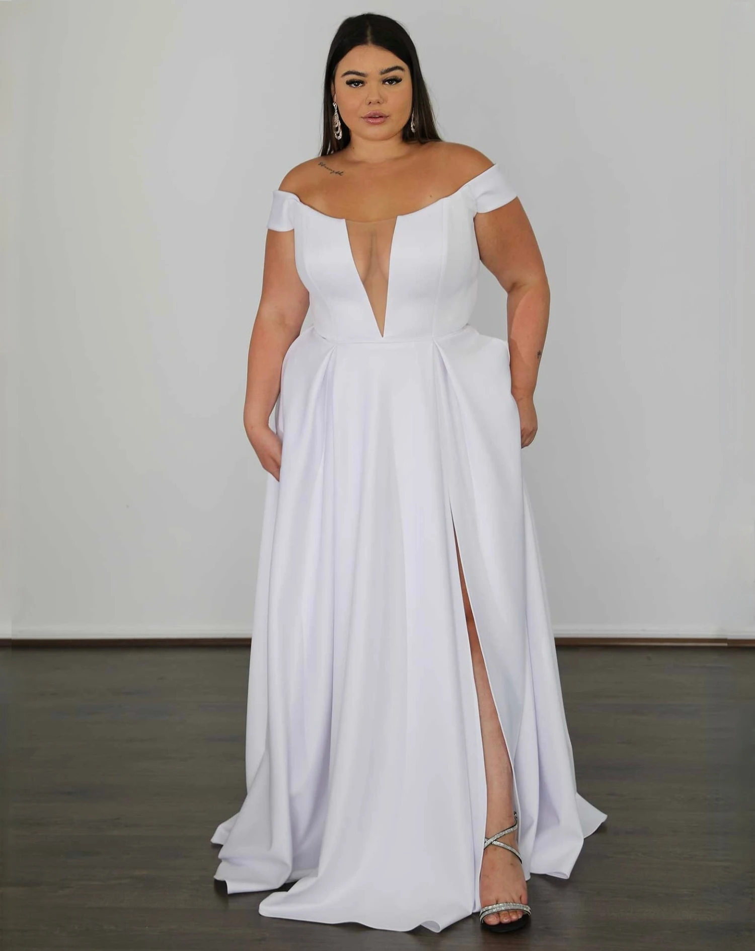 Belle Scuba Gown - White 7 Belle Scuba Gown - White - Image 5