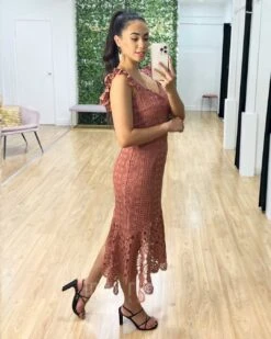 Giselle Lace Midi Dress - Mauve 10 Giselle Lace Midi Dress - Mauve -Curvy Charm Store Giselle Lace Midi Dress Mauve 5