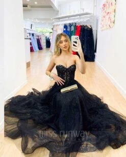 Hailey Tulle Glitter Gown - Black 19 Hailey Tulle Glitter Gown - Black -Curvy Charm Store Hadley Tulle Glitter Gown Black 7