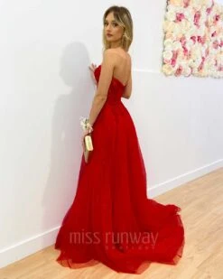 Hailey Tulle Glitter Gown - Red -Curvy Charm Store Hadley Tulle Glitter Gown Red 4