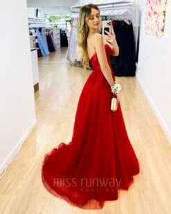 Hailey Tulle Glitter Gown - Red -Curvy Charm Store Hadley Tulle Glitter Gown Red 6