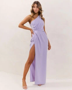 Isabel Maxi Dress - Lilac 13 Isabel Maxi Dress - Lilac -Curvy Charm Store Isabel.lilac .front2