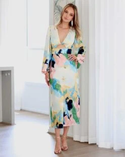 Kai Satin Maxi Dress - White Print 13 Kai Satin Maxi Dress - White Print -Curvy Charm Store Kai Satin Maxi Dress Front 1 White Print