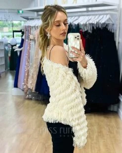 Lori Faux Fur Jacket - Ivory -Curvy Charm Store Lori Faux Fur Closeup Side Ivory