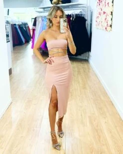 Maddy Midi Dress - Blush -Curvy Charm Store Maddy Midi Dress Front 1 Blush