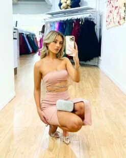 Maddy Midi Dress - Blush -Curvy Charm Store Maddy Midi Dress Squatting Blush