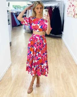 Maeve Top - Pink Floral 14 Maeve Top - Pink Floral -Curvy Charm Store Maeve Midi Set Front 1 Pink Floral d7763be4 af9b 4420 99e2 dbdd7d9f7cf4