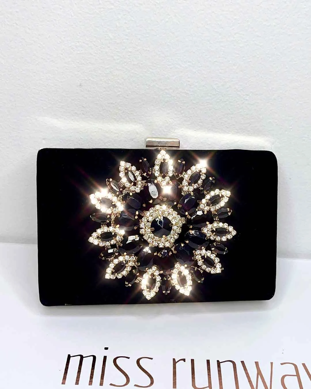 Maya Jewel Velvet Clutch - Black 6 Maya Jewel Velvet Clutch - Black - Image 4