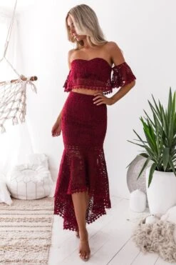 Celine Lace Set - Wine -Curvy Charm Store Toga Lace Set Front Burgundy