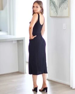 Amabel Linen Midi Dress - Black -Curvy Charm Store amabel.black1