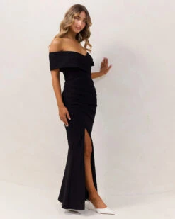 Briana Maxi Dress- Black 9 Briana Maxi Dress- Black -Curvy Charm Store briana.black .side