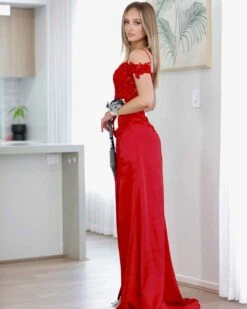 Eliza Beaded Lace Corset Gown - Red 15 Eliza Beaded Lace Corset Gown - Red -Curvy Charm Store elyssa side red