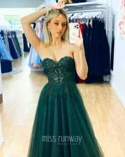 Hailey Tulle Glitter Gown - Emerald 10 Hailey Tulle Glitter Gown - Emerald -Curvy Charm Store hadley tulle glitter gown front 1 emerald