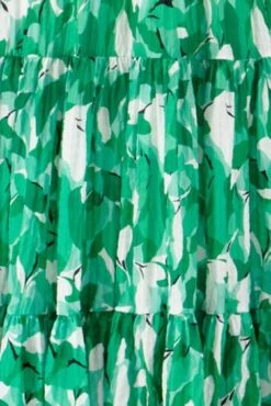 Verona Maxi Print Dress - Green -Curvy Charm Store image 200a6a1a cafe 4b8f a2cd 6a208471f651