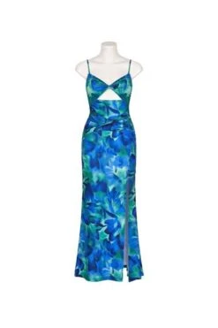 Cassie Maxi Dress - Green/Blue Print 38 Cassie Maxi Dress - Green/Blue Print -Curvy Charm Store image 50a6d5d4 1456 43b4 8712 c233c05e3ae7