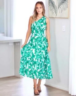 Siena Maxi Dress - Green Print -Curvy Charm Store siena.green