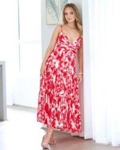 Verona Maxi Print Dress - Red 16 Verona Maxi Print Dress - Red -Curvy Charm Store verona dress leaning red