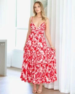 Verona Maxi Print Dress - Red 19 Verona Maxi Print Dress - Red -Curvy Charm Store verona gown front 3 red