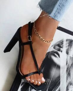 Yael Heels - Black -Curvy Charm Store yeal heels black feature 1